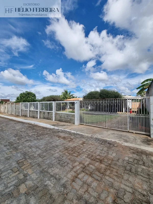 No coração da Ponte Alta, mais precisamente na Alameda dos Ipês, encontra-se ess...