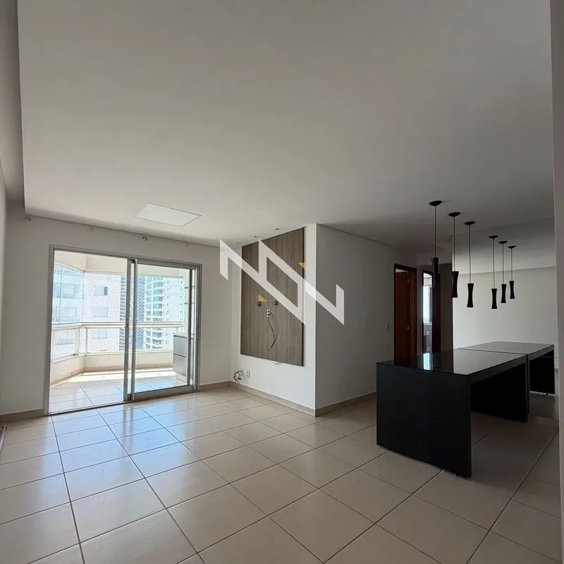 Apartamento à venda no Setor Bueno. Conta com 3 quartos, sendo 2 suites (1 plena...