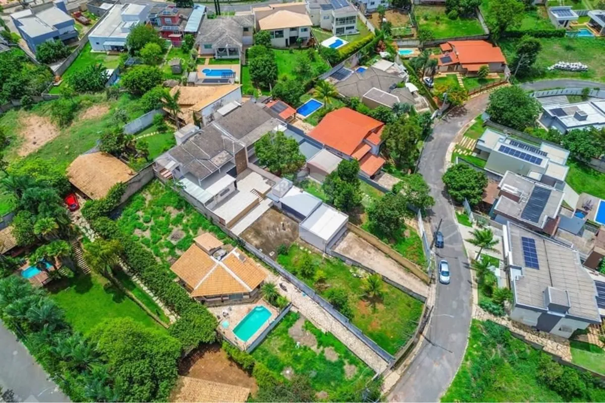 Aceita Financiamento do lote.Porteira fechada com todos os móveis e eletros domé...