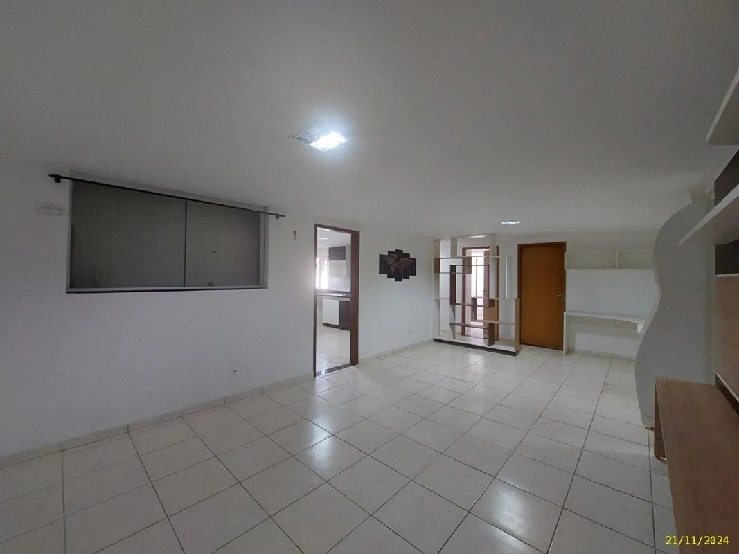Baroli Imóveis vende Apartamento com 2 quartos no Residencial Dona Zelina, Vicen...