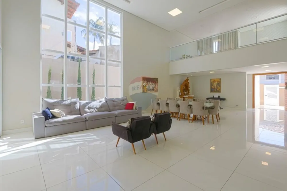 Sobrado de Alto Padrão QI 28 Conjunto 18 | Lago SulCOM HABITE-SE - ACEITA FINANC...