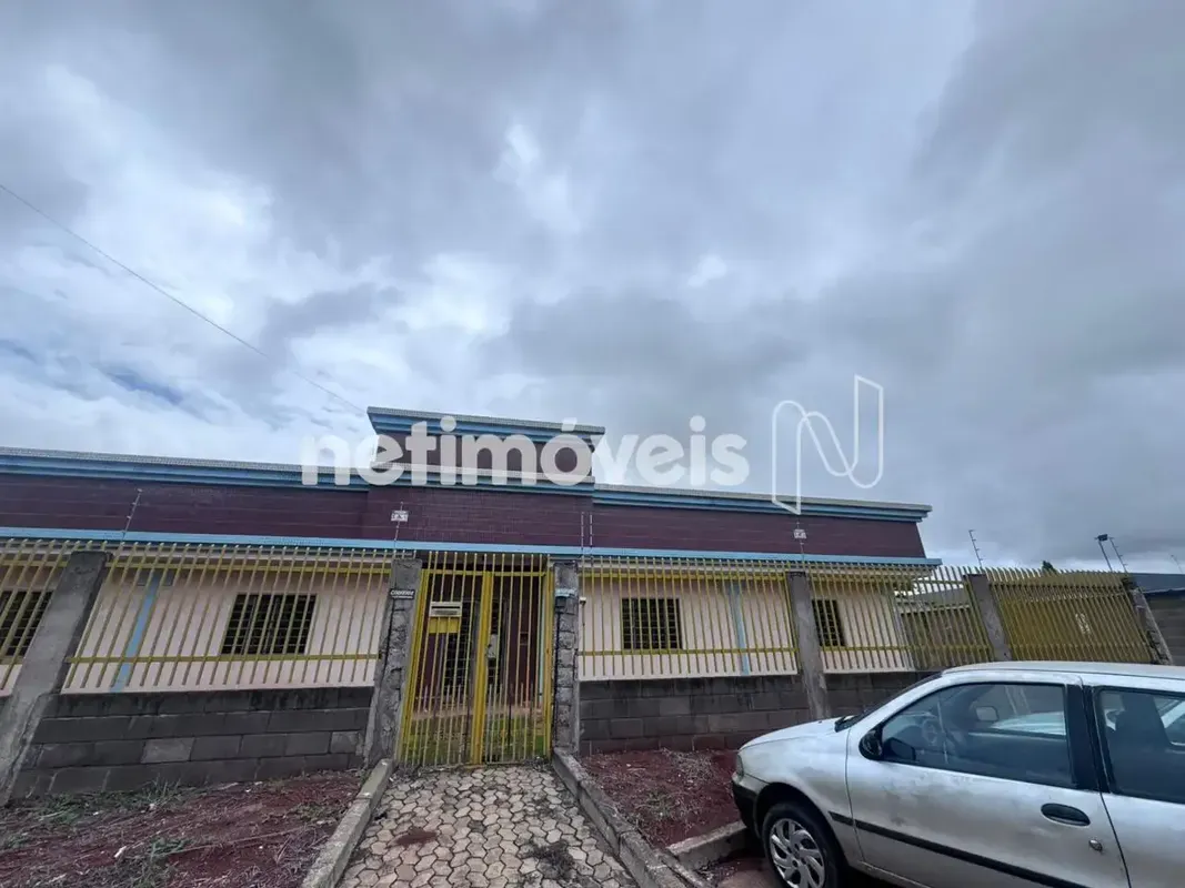 Lote - Terreno - SCIA Lote bem localizado no SCIA, em uma região em pleno desenv...
