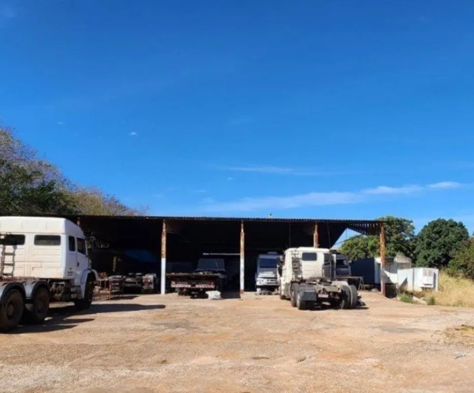 Excelente oportunidade de venda ou aluguel de um Galpão e Área Comercial/Industr...