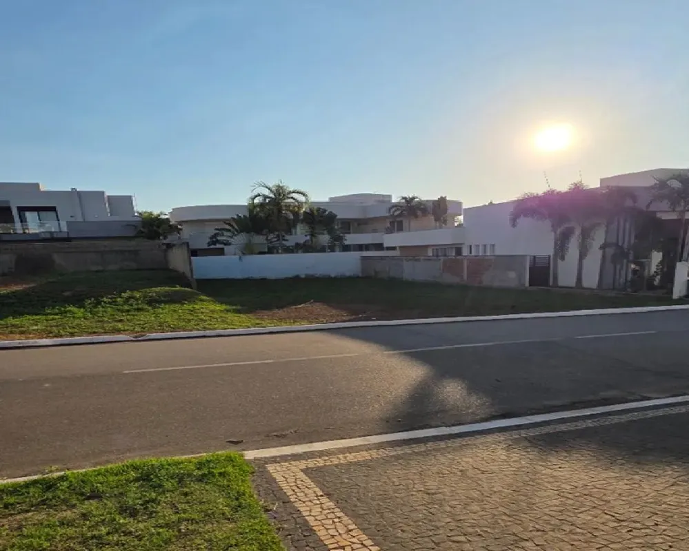 Lote de 420 m² no Mirante do Lago Próximo à Praia e Clube | Excelente Preço!Viva...