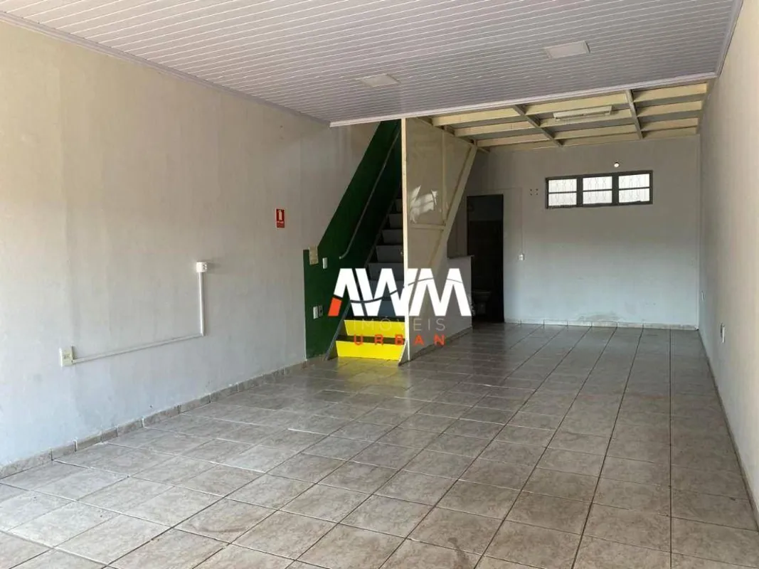 Aluga Sala comercial com sobreloja na avenida perimetral no setor Bueno ao lado ...
