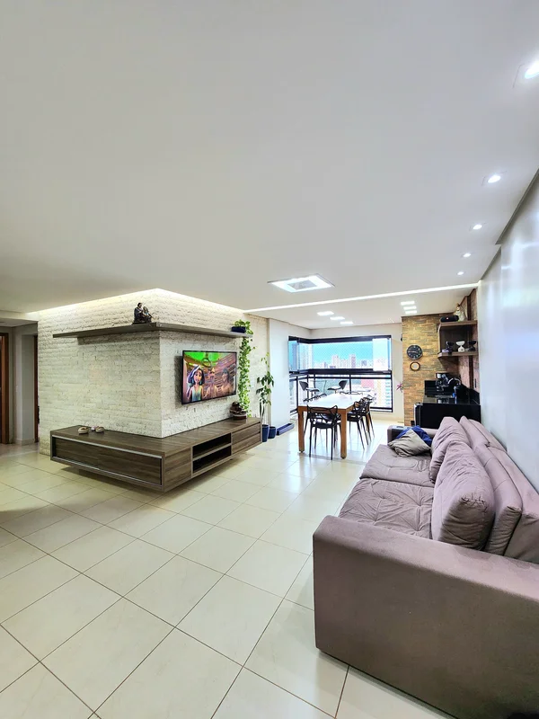 Churrasqueira á carvão na varanda Apartamento MOBILIADO com 104m² de área privat...