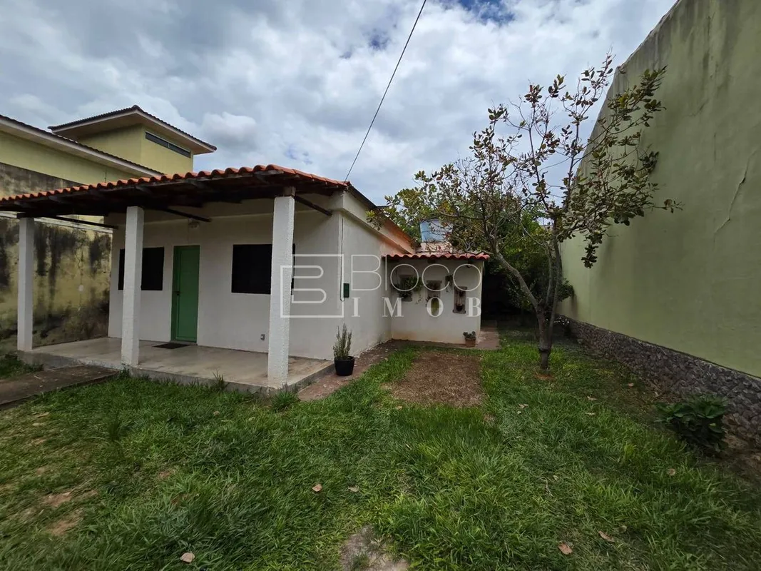 Casa à venda em Sobradinho/DF - Quadra 16Localização:Quadra 16 C - Sobradinho/DF...