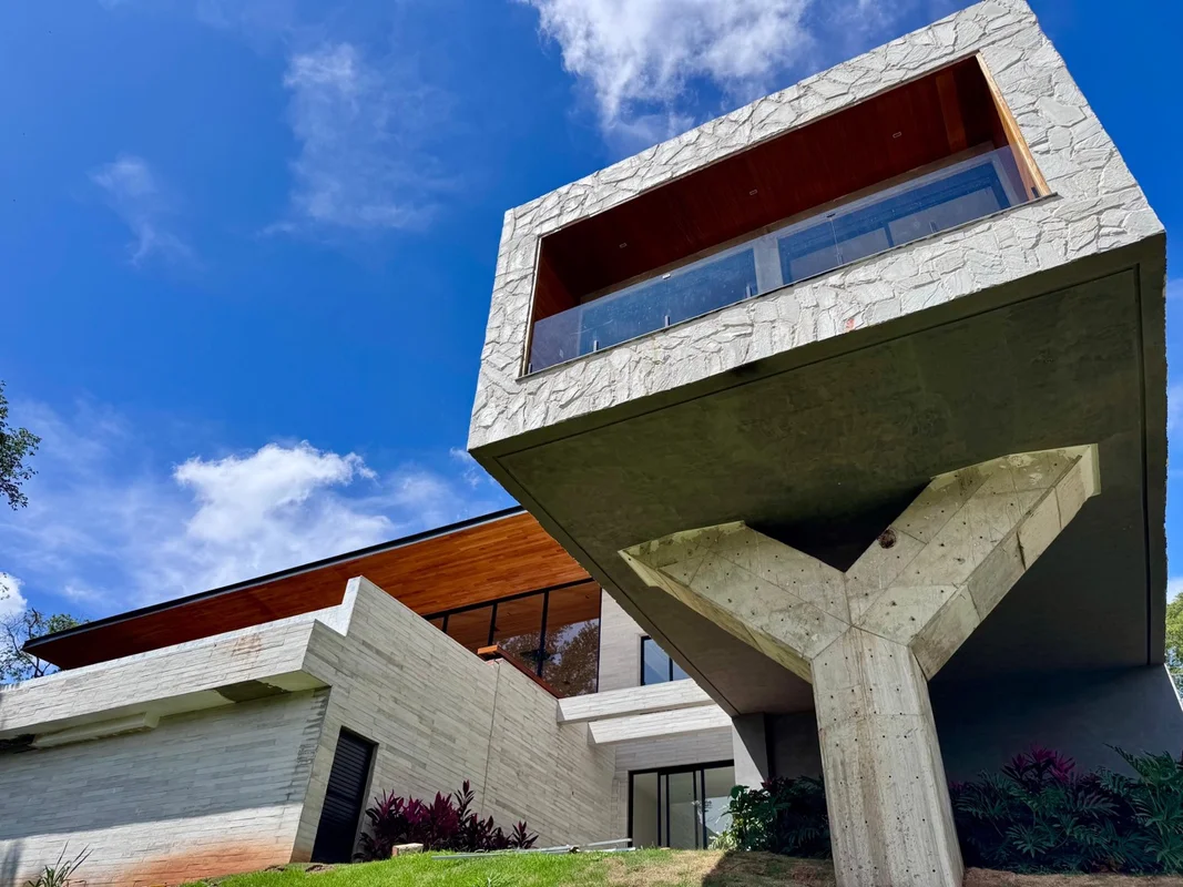 Casa Assaís | Condomínio Aldeia do ValePorteira fechada | 486 m² | Lote 2.784 m²...