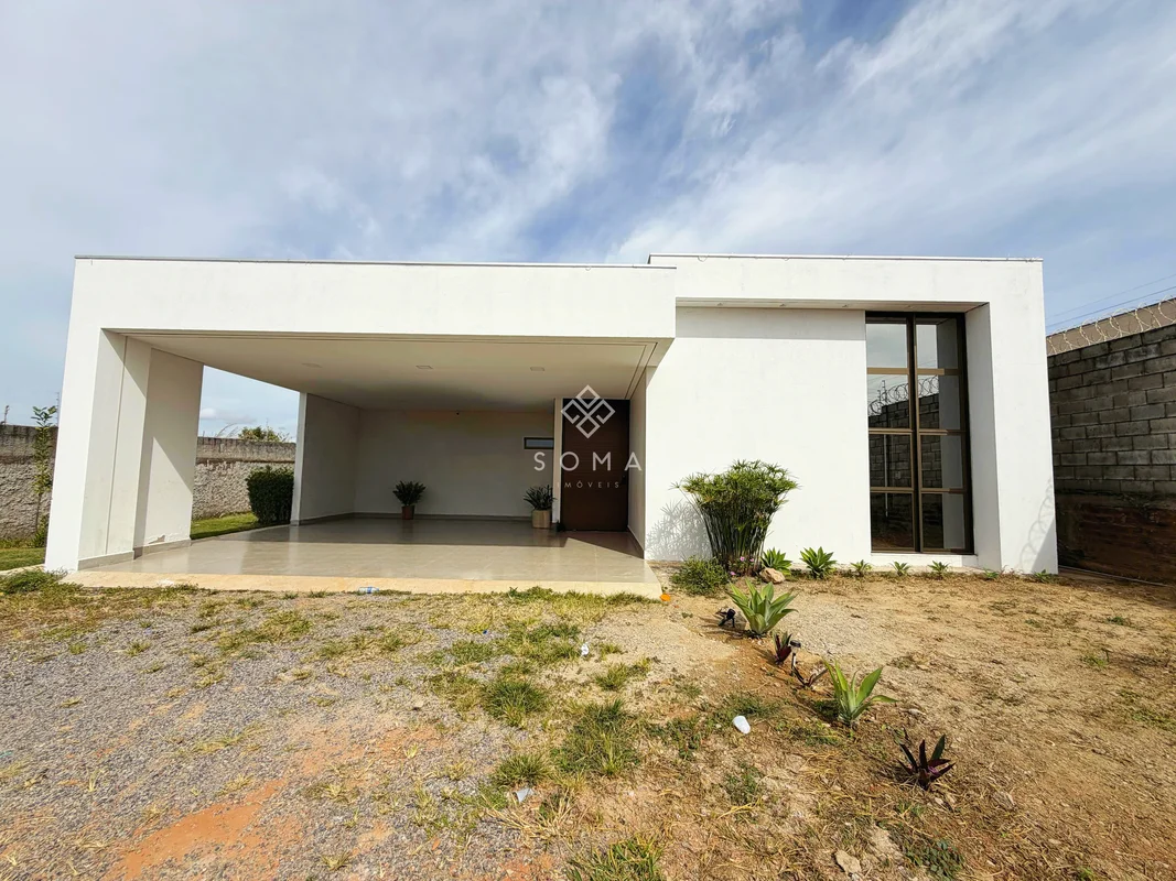 ESPECIFICAÇÕES DA CASA:- Projeto de iluminação- Sala ampla e arejada- Cozinha co...