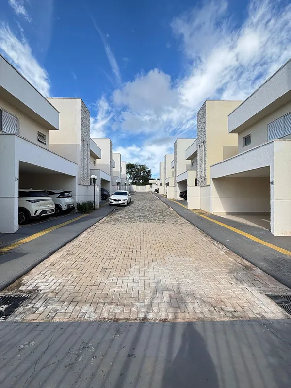 Ilha Bela Residencial - Condomínio de Sobrados com 3 SUÍTES PLENAS!!Bairro Cardo...