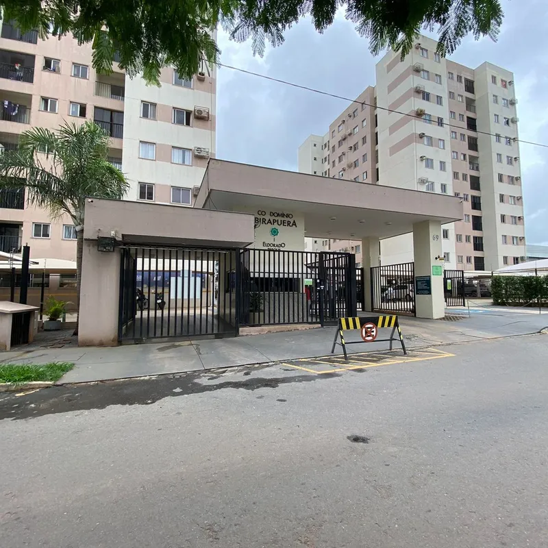 2 quartos sendo 1 suite Sala, cozinha, área de serviço, sacada, banheiro social....
