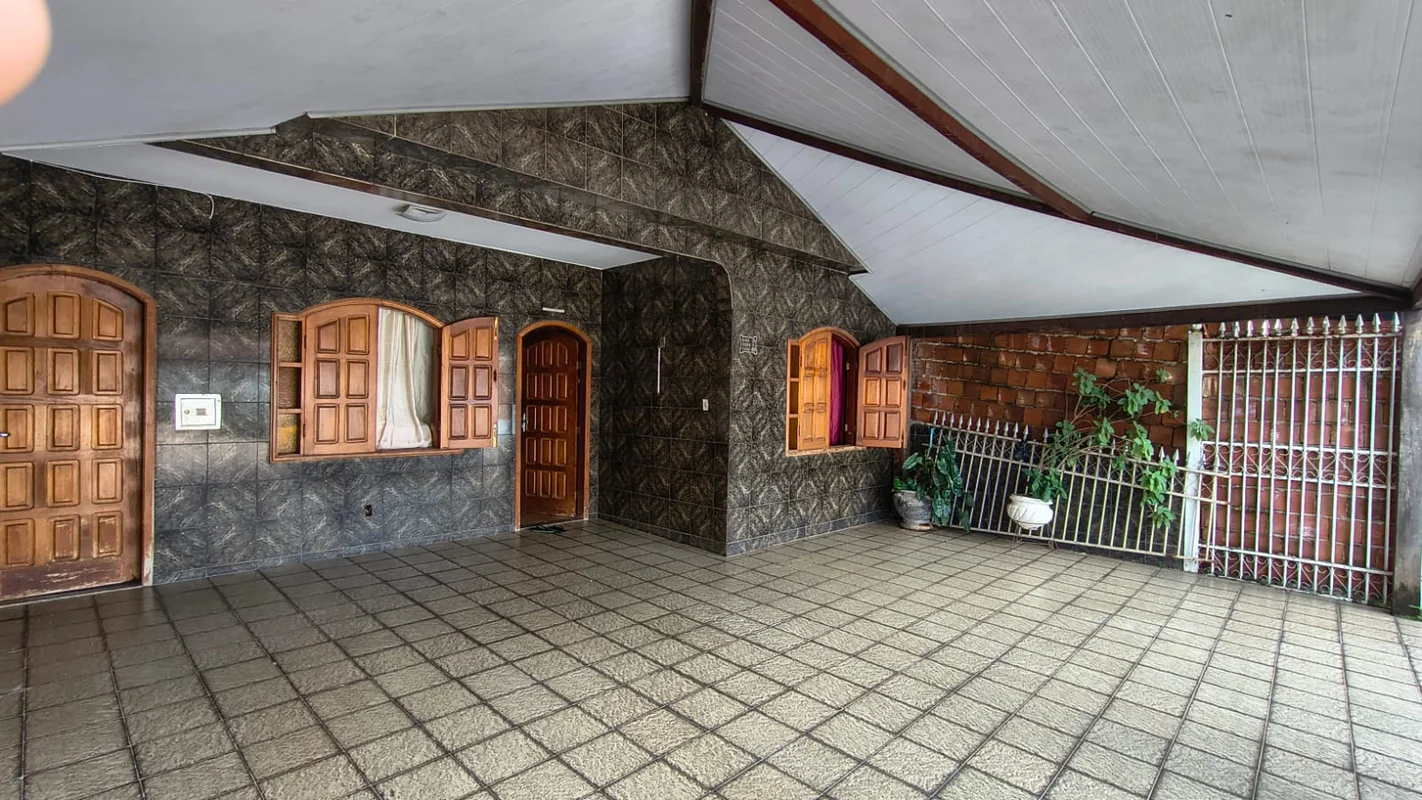 Descubra esta charmosa casa de 144m² à venda no QNO 13, CEILANDIA NORTE, DF. Com...