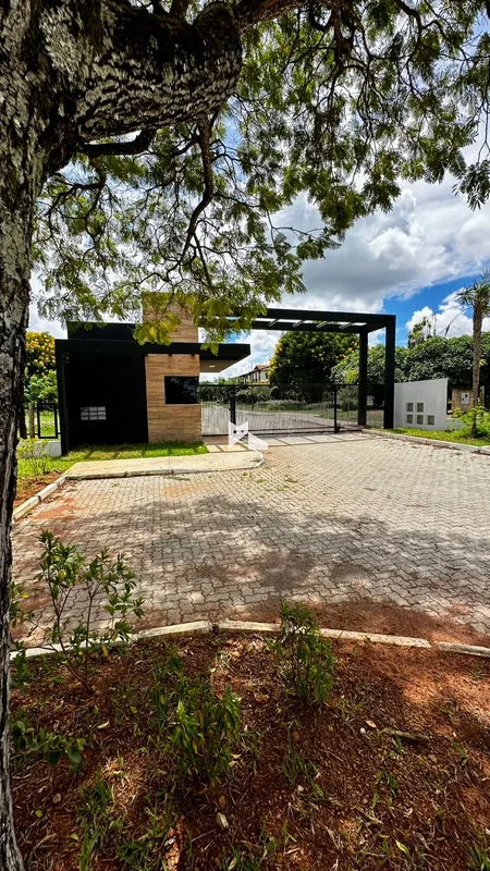 Lote plano de 2.100m² à venda na SMPW 23 – Park WayApresentamos uma excelente op...