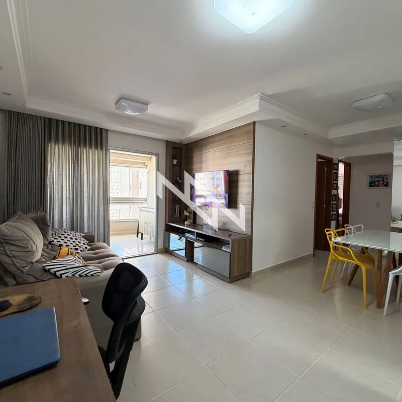 Apartamento à venda no Setor Bueno. Conta com 3 quartos, sendo 2 suites (1 plena...