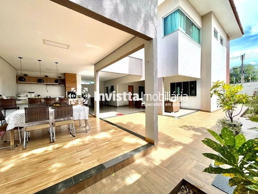 Localizado na quadra 110 norte, uma das quadras mais valorizadas da Capital do T...
