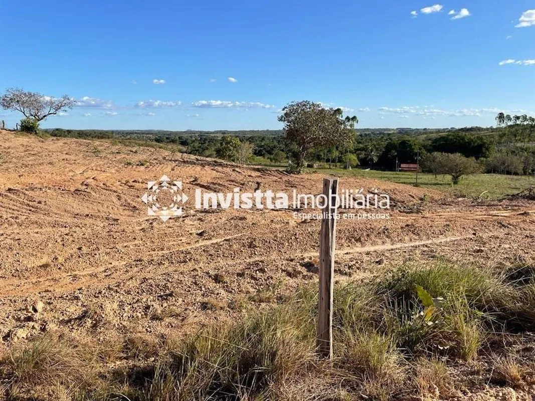 Área total: 610Ha (126 Alqueire)Aproveitamento- 210Ha De Agricultura, 200Ha de P...