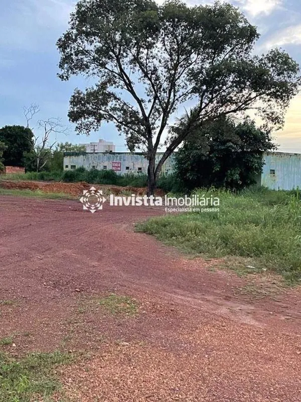 Se você está procurando uma área comercial de alto padrão para investir, você en...