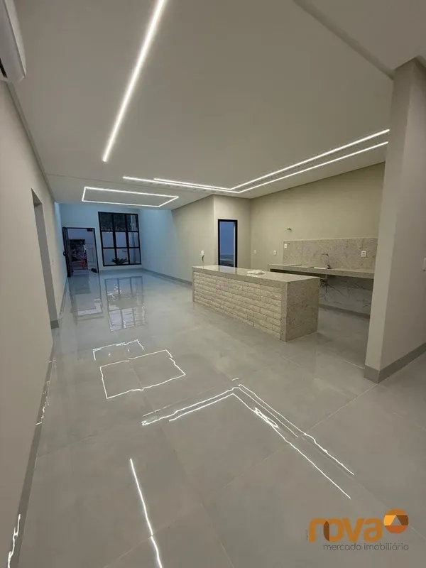 Casa a venda no Jardim Atlântico Goiânia, com piscina aquecida com hidro, ilumin...