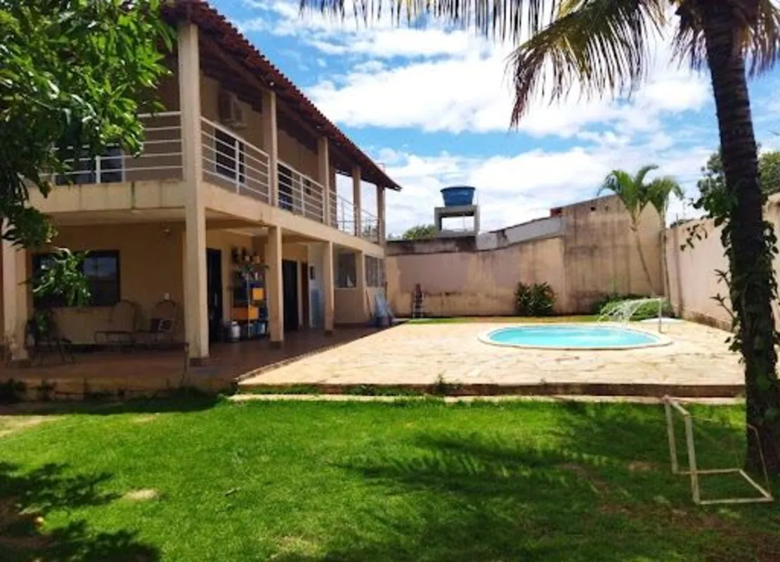 CASA SHA 5 ARNIQUEIRA LOTE 800M² 4 SUÍTES ÁREA GOURMET QUINTAL AMPLO LAZER COMPL...