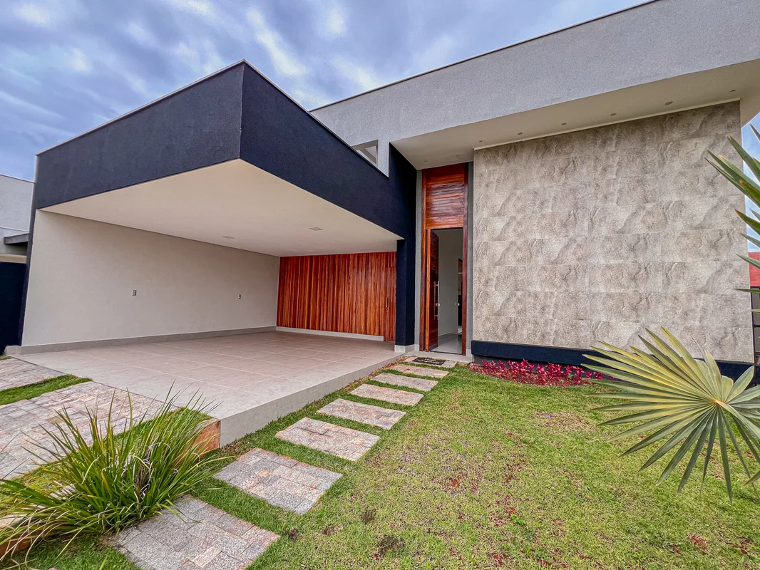 ESPECIFICAÇÕES DA CASA:- Vista livre- Projeto de iluminação - Sala ampla para do...