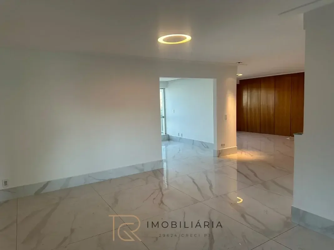 TRG imobiliária VENDE !Excelente apartamento na Quadra 206 , Ed. Sagitarius Reso...