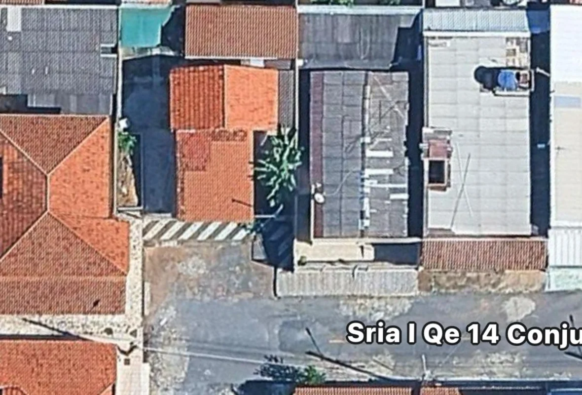 Monumental Agência Imobiliária vende;CASA À VENDA – GUARÁ I | QE 14, CONJUNTO BI...