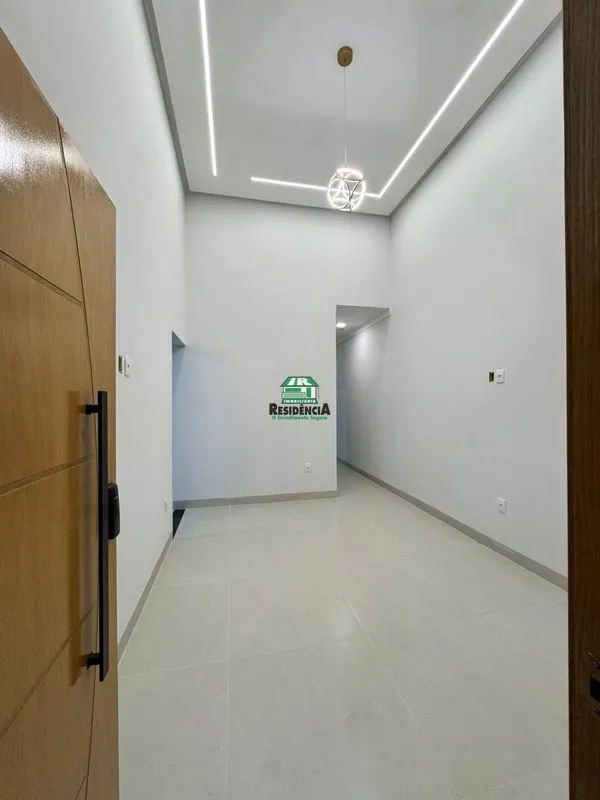 Casa Residencial Ana Carolina- Área total 150m²- Área construída 105m²- 3 quarto...