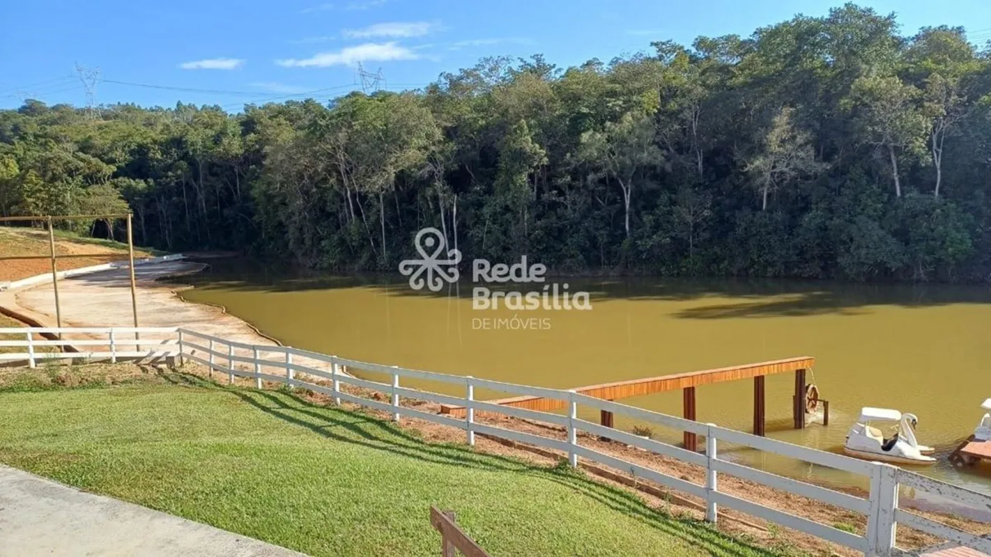 Excelente lote no Condomínio Laguna Magnólia. Situado na melhor localização do c...
