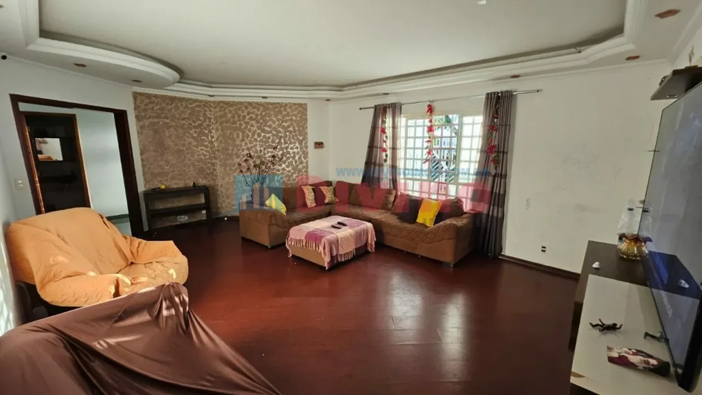 Casa à venda | Quadra 08 Conjunto D - Sobradinho DFImóvel completo, espaçoso e p...