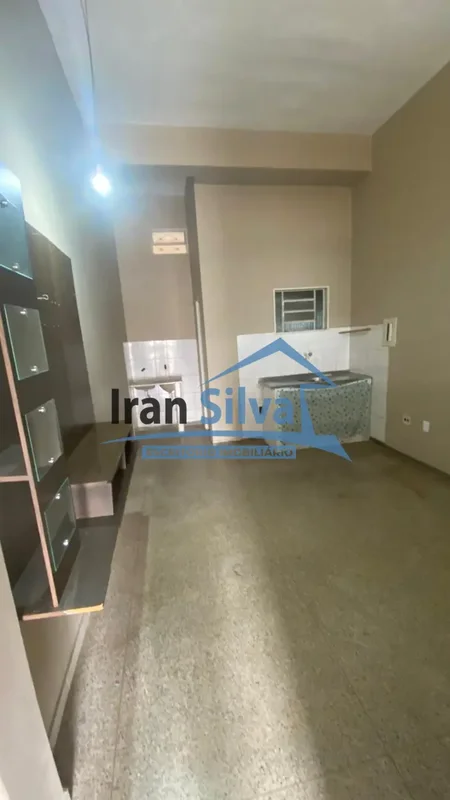 IRAN SILVA ALUGA KITNET NA QMS 30, SETOR DE MANSÃO, SOBRADINHO II/DF1 QUARTO SAL...