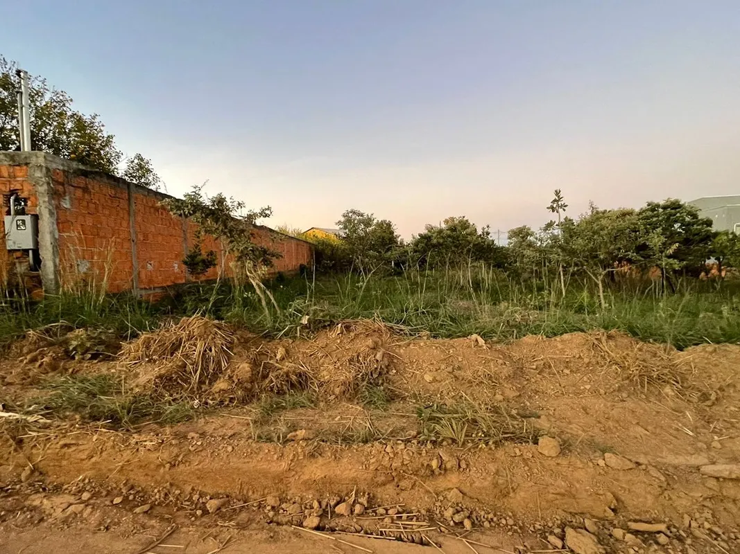 Lote de esquina no Bairro Eldorado ll, em Alto Paraíso de Goiás - Chapada dos Ve...