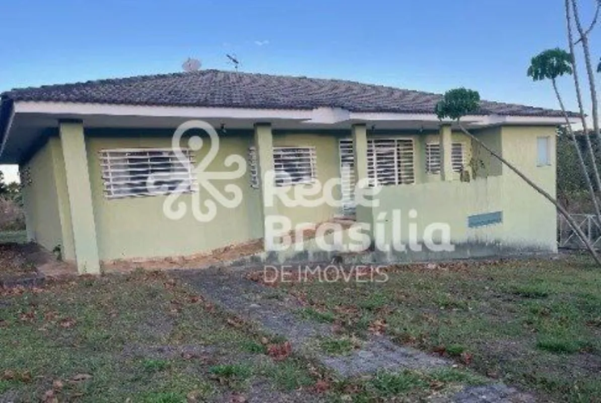 Aluga-se excelente casa no Park Way .QD 17, Conj. 16, ideal para quem busca espa...