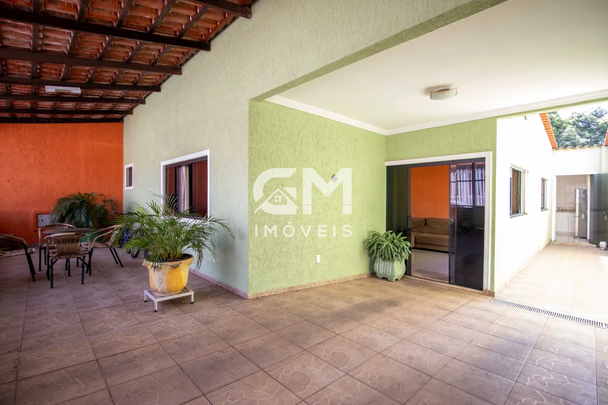 GM IMÓVEIS VENDE CASA NA QUADRA 01 SOBRADINHO - DFACEITA FINANCIAMENTO E FGTSTer...