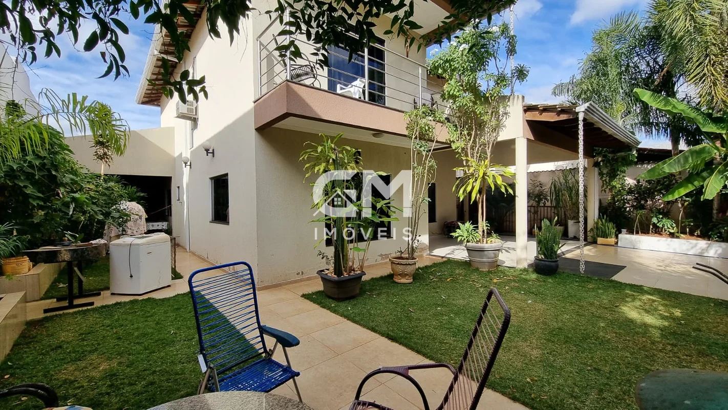 A GM Imóveis vende casa em Condomínio Fechado – Serra Dourada IILinda casa escri...