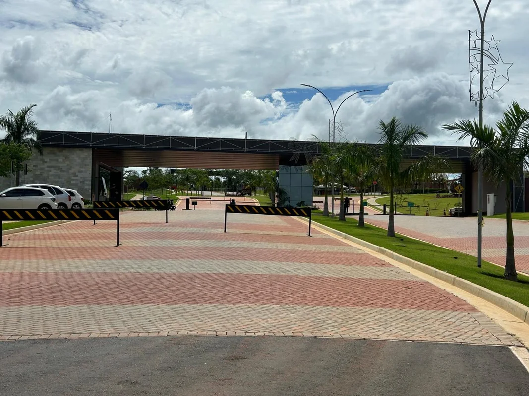 Sobrado em construção na Rua Fontana, no bairro Jardins Parma, em Senador Canedo...