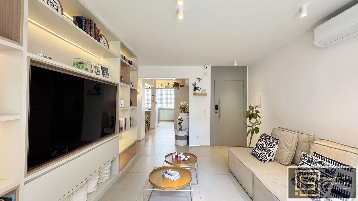 SQN 105 | Apartamento Alto Padrão | Vazado | Totalmente Reformado | Nascente | V...