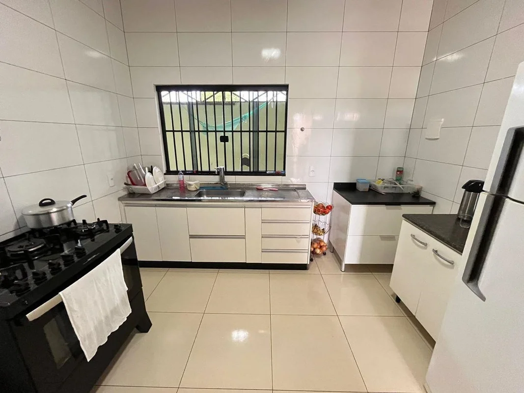 JDM IMOBILIÁRIA VENDE:Casa na QD 405 - Recanto das Emas Próximo ao BIG CENTER ME...