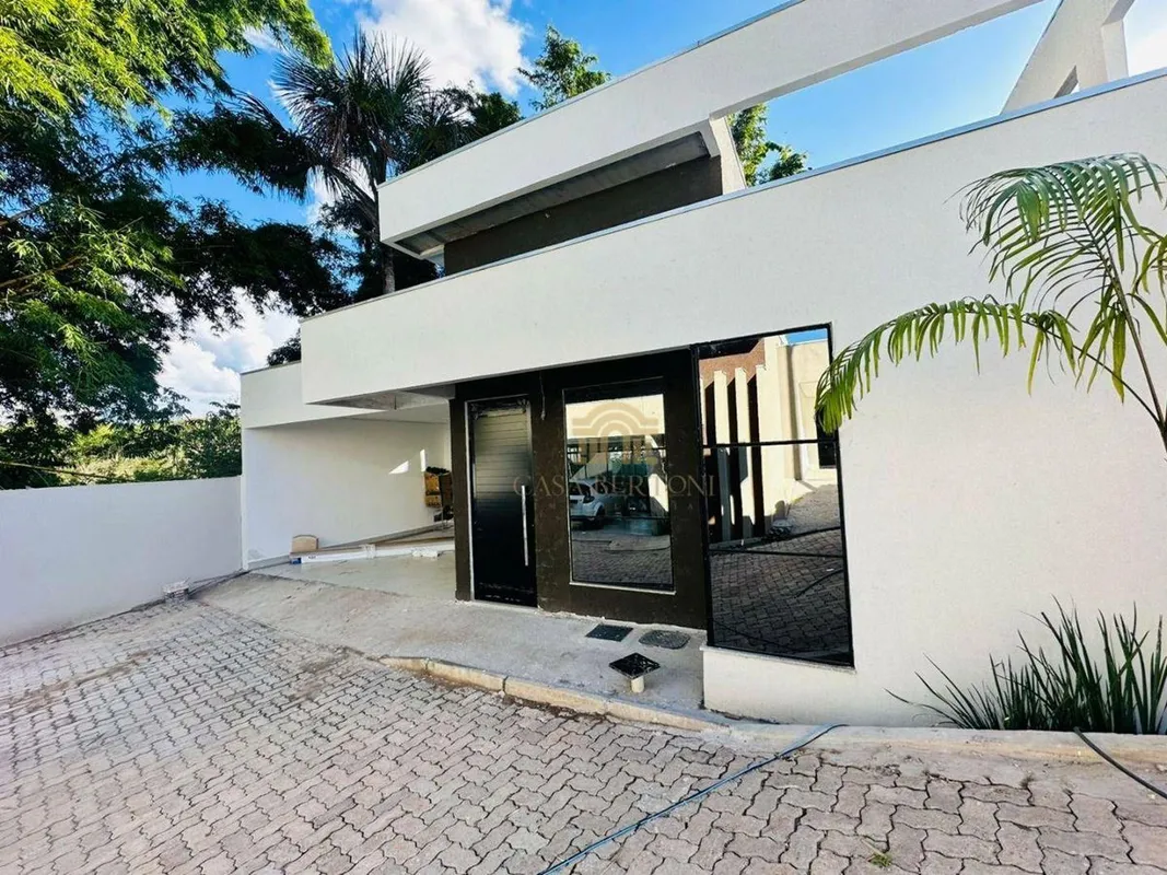 CASA MODERNA NOVA ARNIQUEIRAS LOTE 200M² 3 SUÍTES PISCINA ARMÁRIOS PLANEJADOS AC...