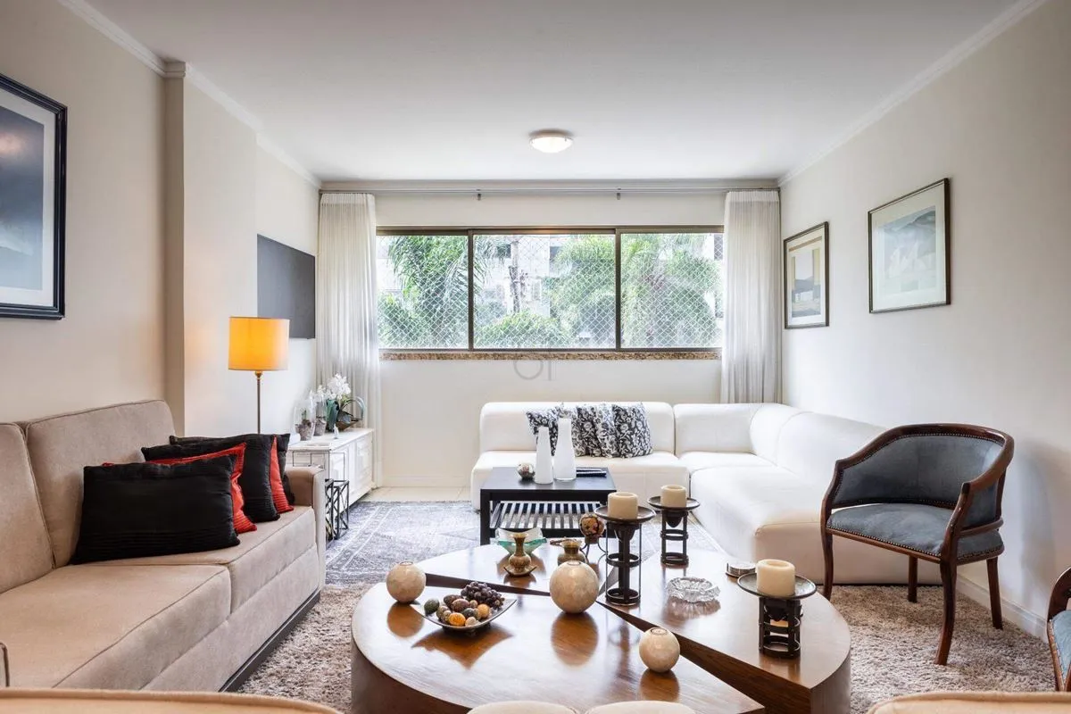 Apartamento amplo e muito bem localizado na SQNW 110, uma das quadras mais conso...