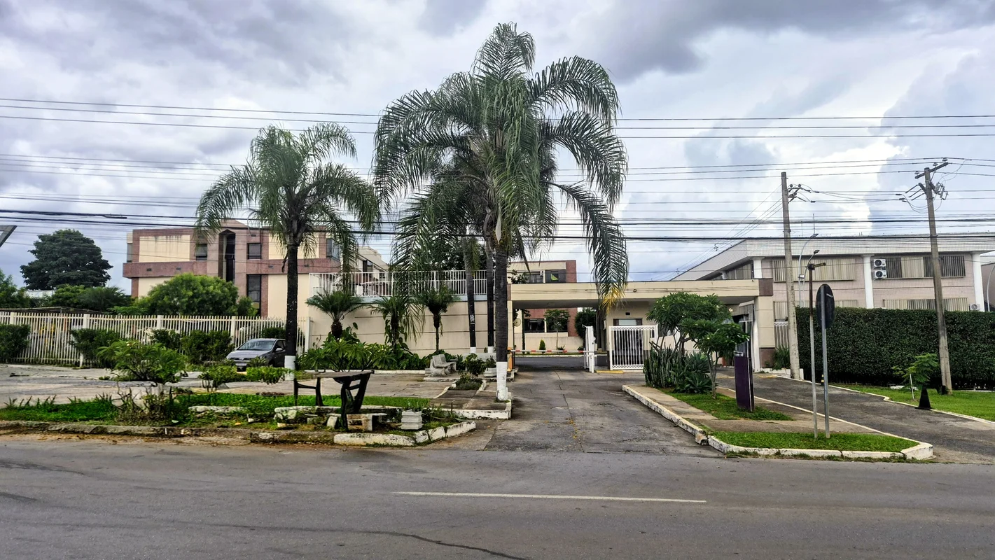 O imóvel, esta com IPTU residencial, aceita financiamento com taxa residencial e...