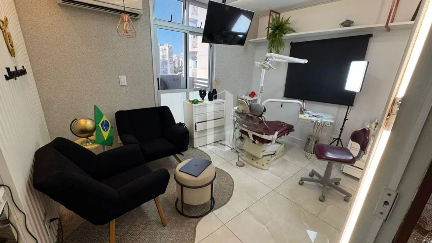 Sala comercial no Jardim América. Sala em andar alto Ideal para advocacia, denti...