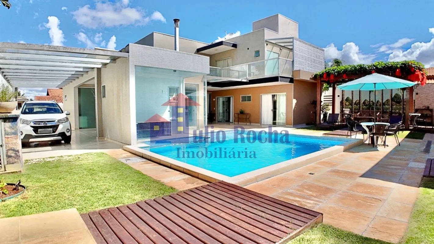 JULIO ROCHA IMOBILIÁRIA VENDE!MARAVILHOSA CASA COM PROJETO ARQUITETÔNICO MODERNO...