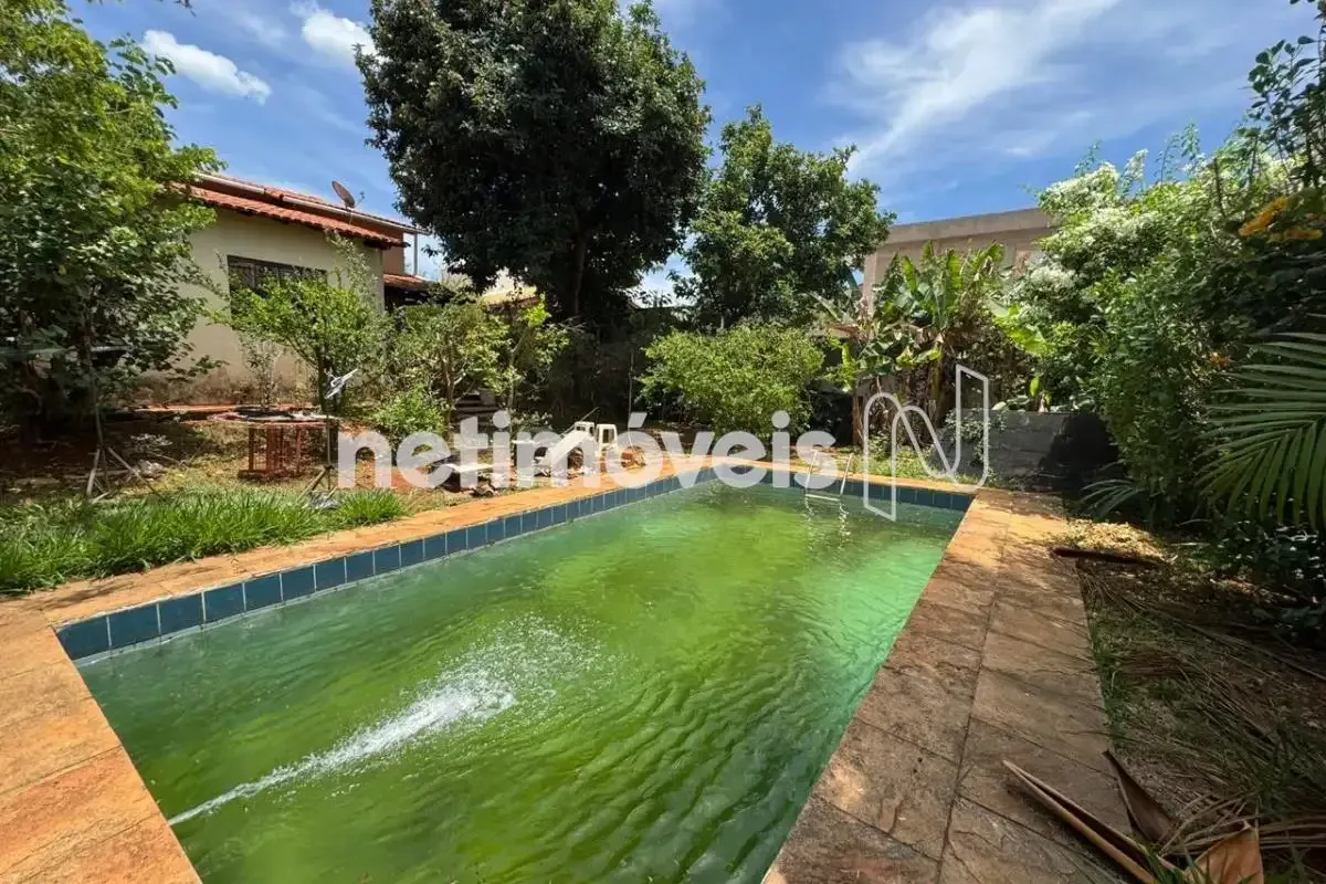 Casa à Venda – 4 Quartos no Condomínio Estância Jardim Botânico VI. Excelente op...