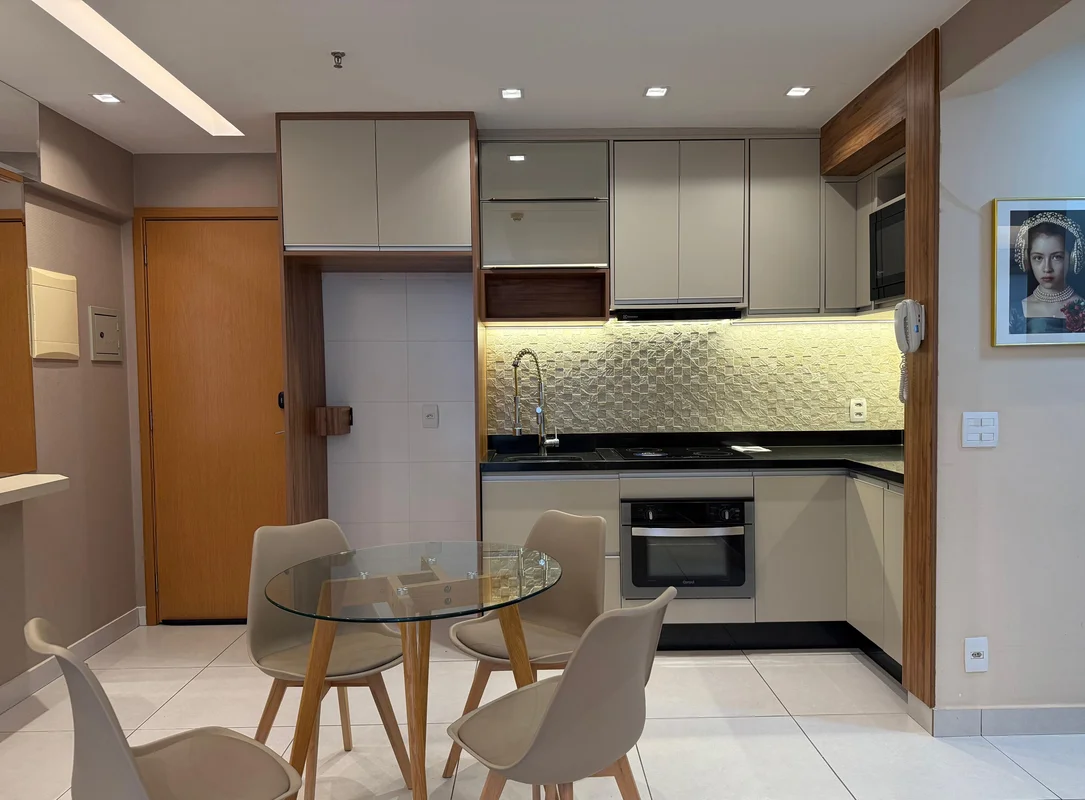 Excelente apartamento reformado, 59m2Ótima localização;Karol Albuquerque Correto...