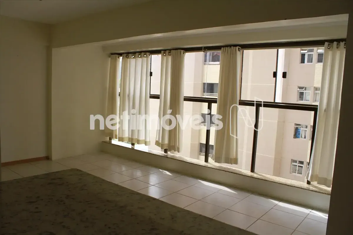 ED. UPTOWN RESIDENCE APARTAMENTO:-- 1 Quarto-- Sala,-- Varanda Grande,obs: Varan...