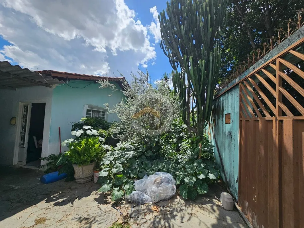 Oportunidade!Casa de 3 Quartos, Sendo 1 Suíte no Jardim Vila BoaContém Sala, Coz...