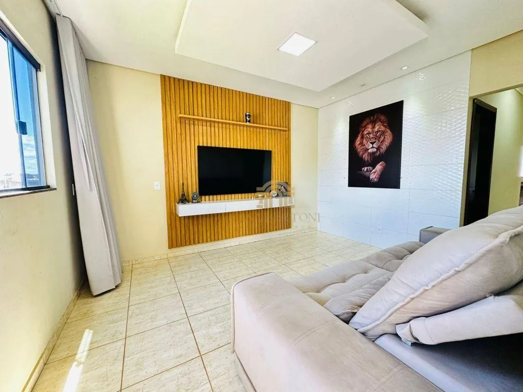 CASA FORA DE CONDOMINIO SHA 5 ARNIQUEIRA LOTE 360M² 3 QUARTOS 1 SUÍTE ÁREA VERDE...