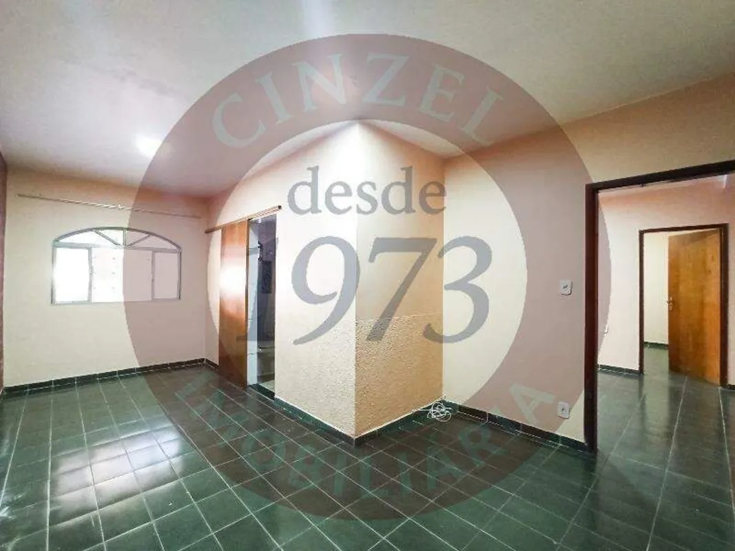 CINZEL IMOBILIÁRIA A MAIS DE 50 ANOS NO MERCADO, ALUGA CASA DE FUNDOS EM TAGUATI...