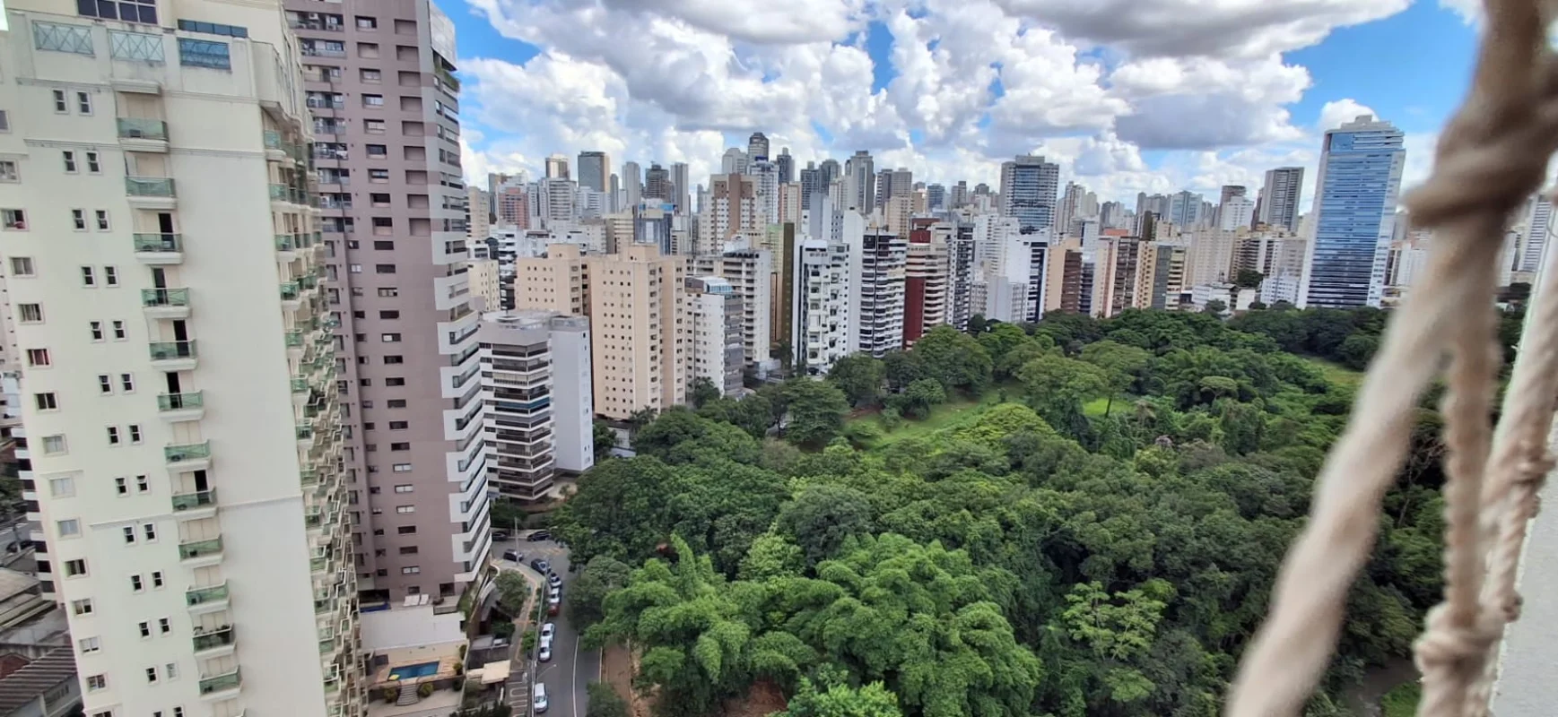 Apartamento 1 por andar, 306 m2, 4 suítes, 4 vagas de garagens, sendo 2 individu...
