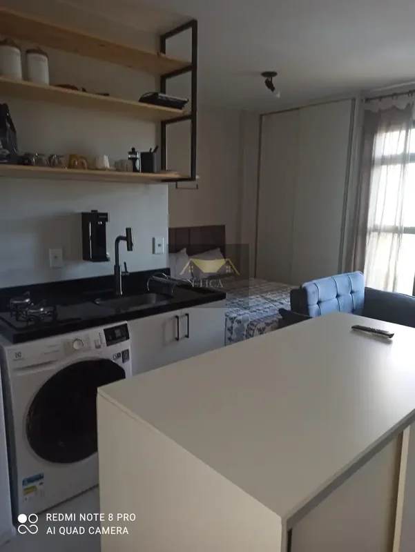 Vendo kitinete toda reformada. O imóvel está totalmente regularizado podendo ass...